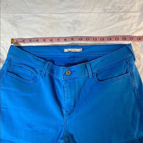 Levi’s 710 Stretch Light Blue Skinny Jeans - Picture 5 of 14